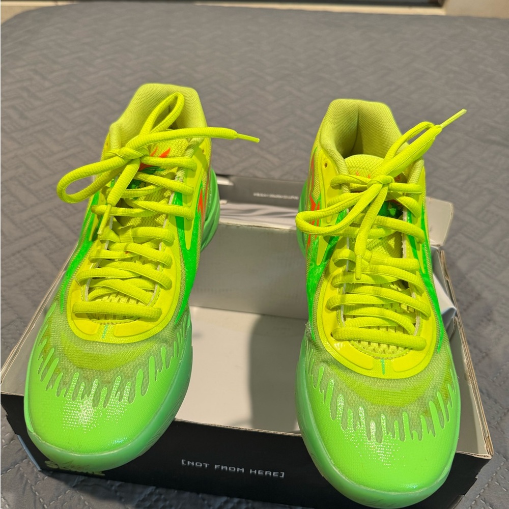 Nike Kids Neon Green Sneakers